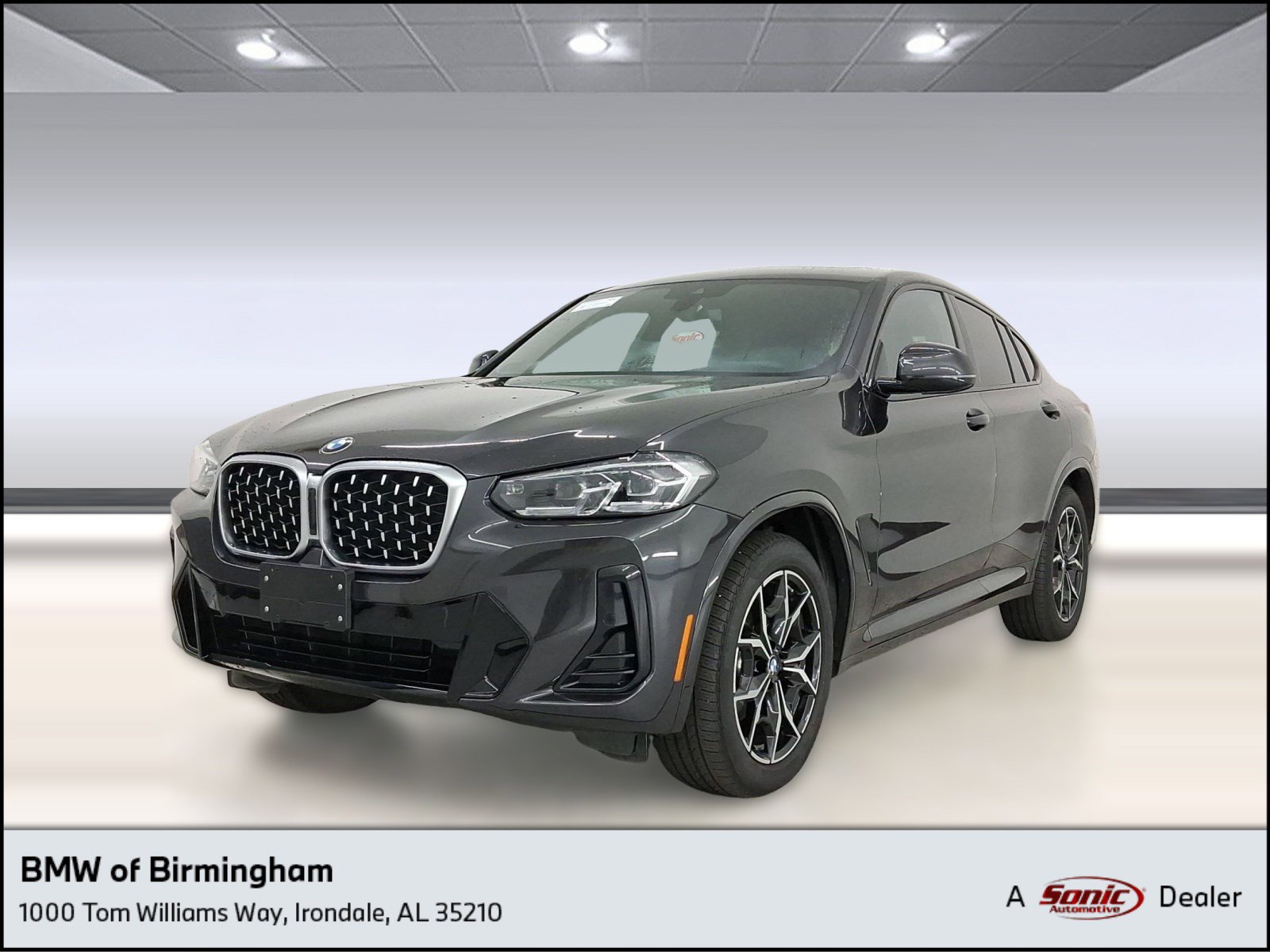 Used 2025 BMW X4 xDrive30i image 1
