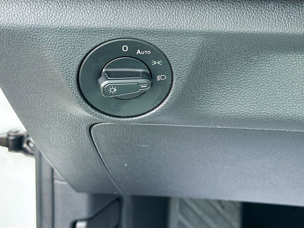 Used 2020 Volkswagen Jetta SE FWD image 10