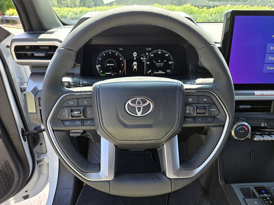 New 2025 Toyota Tacoma TRD Off-Road AWD/4WD image 24