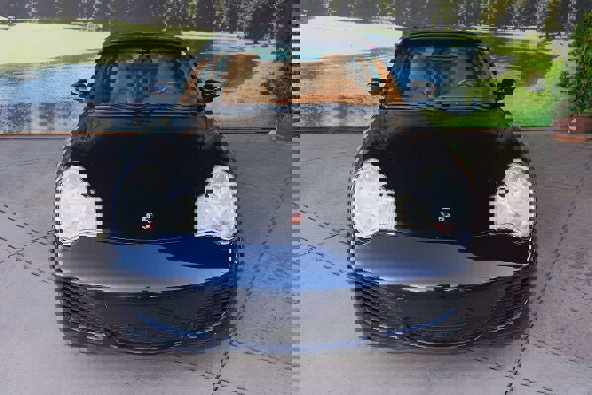 Used 2003 Porsche 911 Carrera 4S video 2