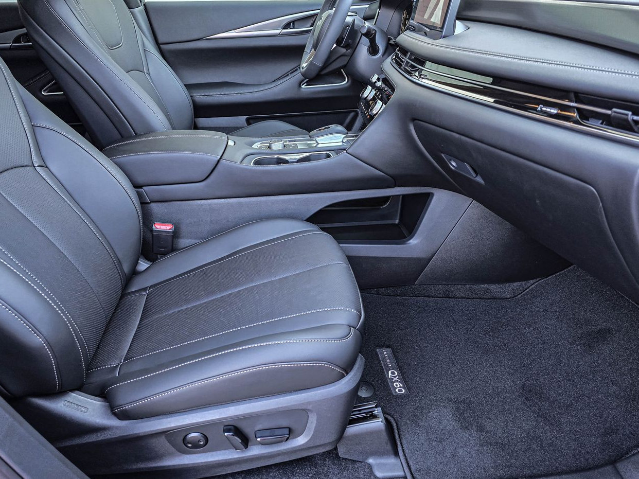 New 2027 INFINITI QX60 Luxe w/ Cargo Package AWD/4WD image 28