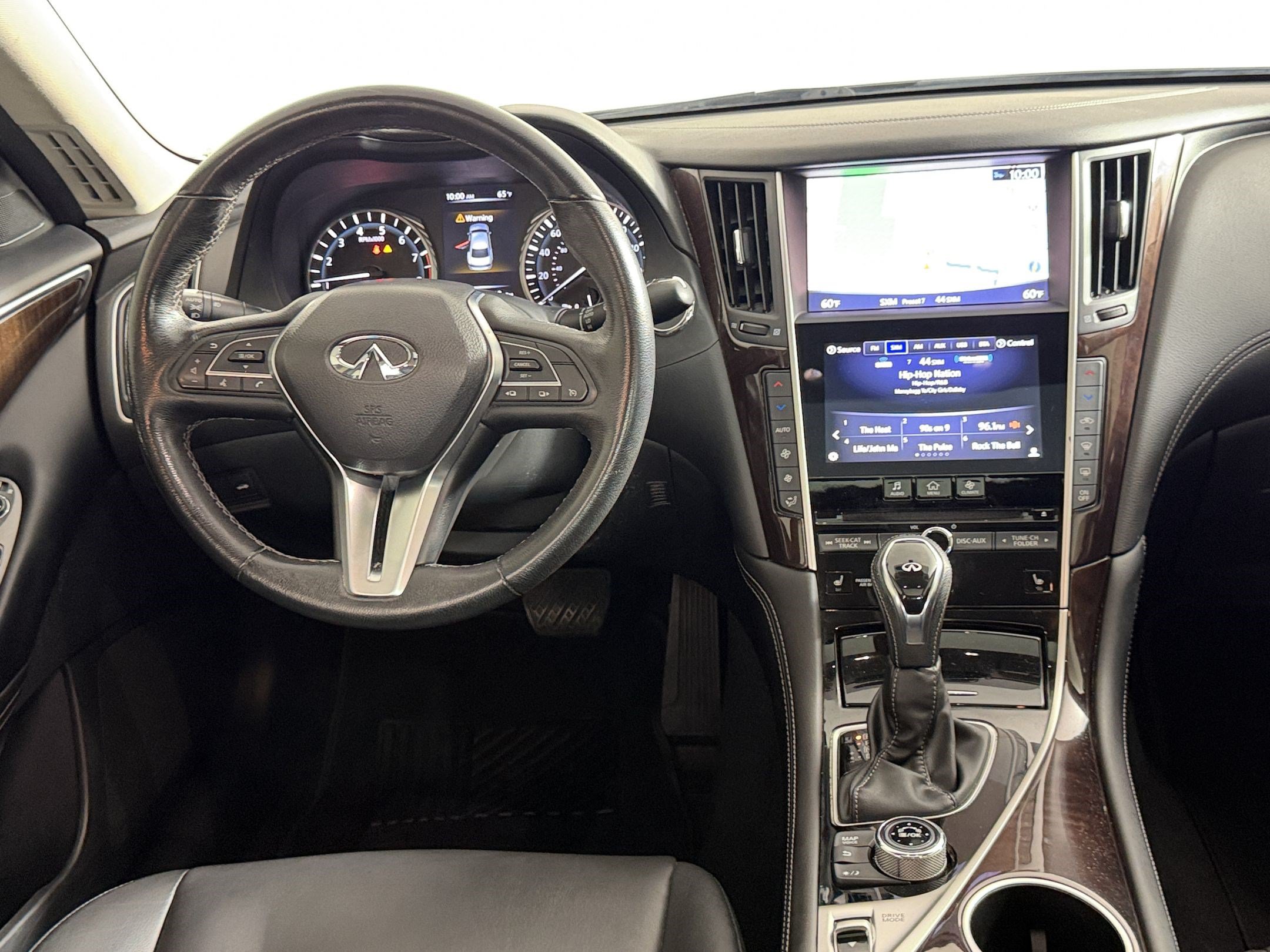 Used 2018 INFINITI Q50 Luxe w/ Essential Package (3.0T Luxe) AWD/4WD image 29