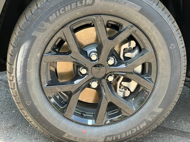 New 2026 Jeep Grand Cherokee L 4WD image 8