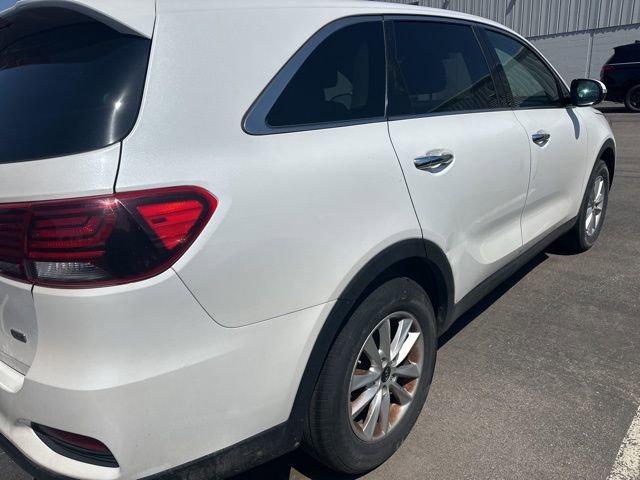 Used 2020 Kia Sorento LX FWD image 4