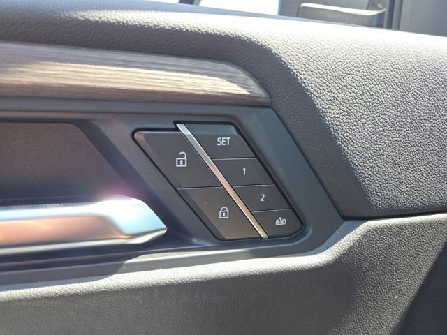 New 2026 GMC Acadia Denali w/ Super Cruise Package AWD/4WD image 13