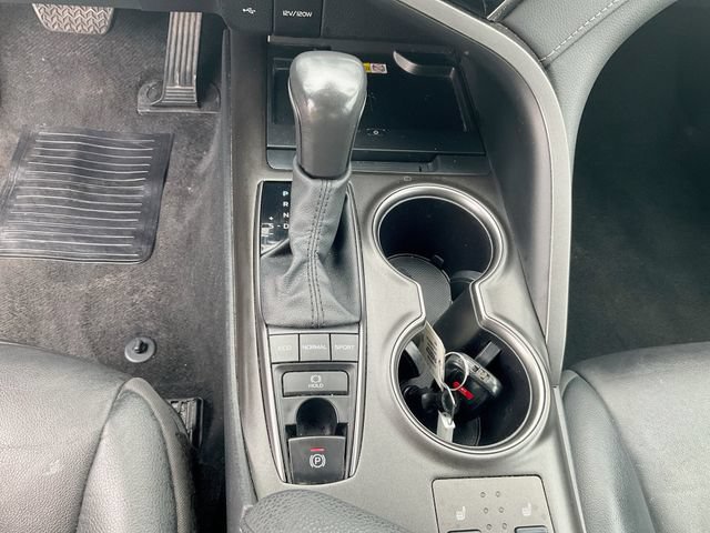 Used 2024 Toyota Camry XSE FWD image 24