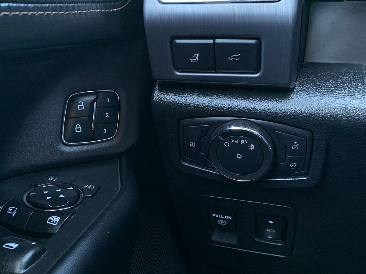 Used 2020 Ford Expedition Platinum AWD/4WD image 20