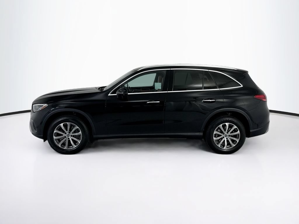 Used 2023 Mercedes-Benz GLC 300 image 8