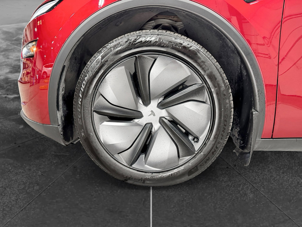 Used 2026 Tesla Model Y Long Range AWD/4WD image 29