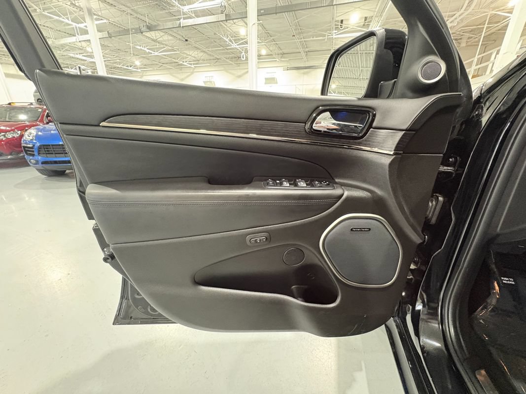 Used 2020 Jeep Grand Cherokee High Altitude AWD/4WD image 39
