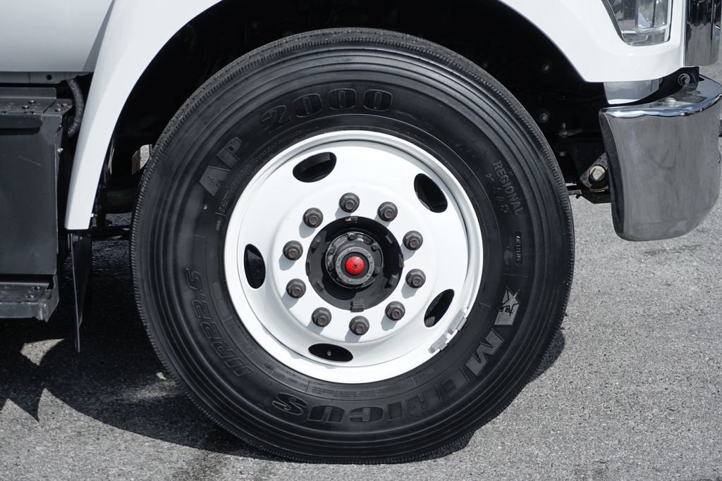 Used 2016 Ford F650 2WD Regular Cab Super Duty image 32