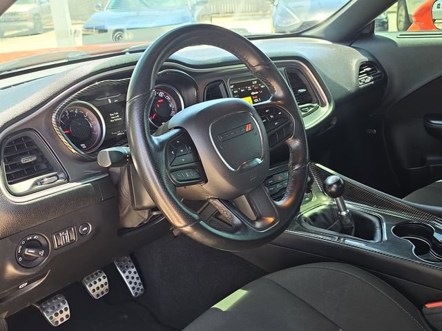 Used 2021 Dodge Challenger R/T w/ Driver Convenience Group RWD image 10