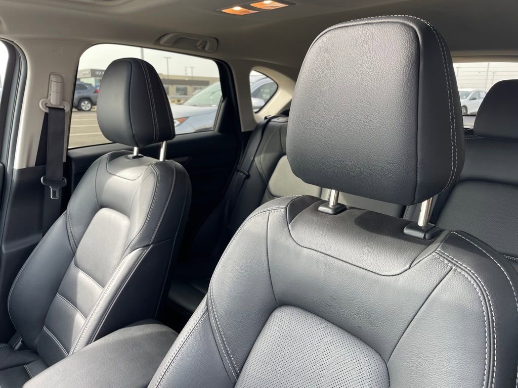 Used 2025 MAZDA CX-5 AWD 2.5 S w/ Preferred Package image 21