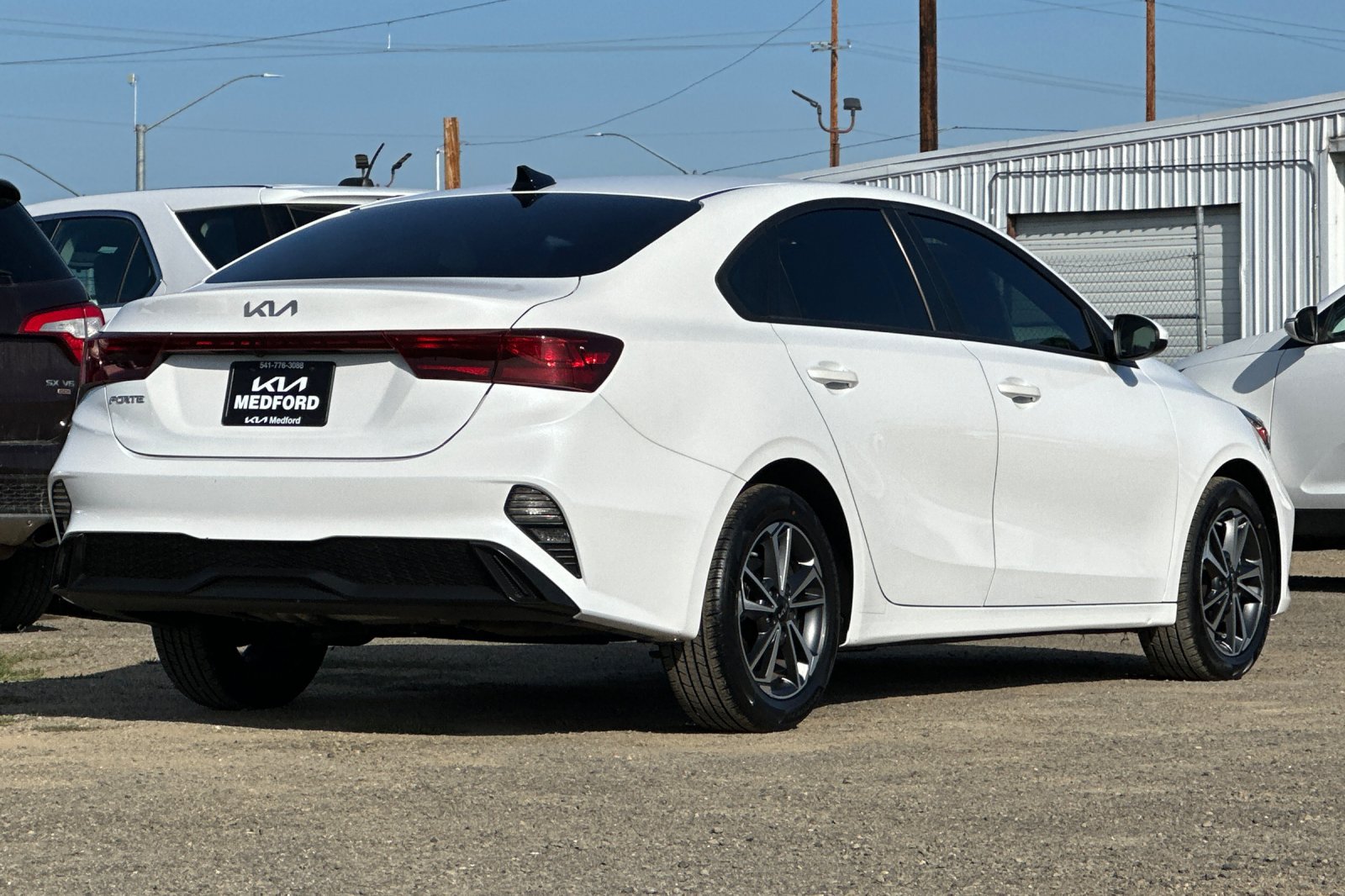 Used 2022 Kia Forte LXS FWD image 4