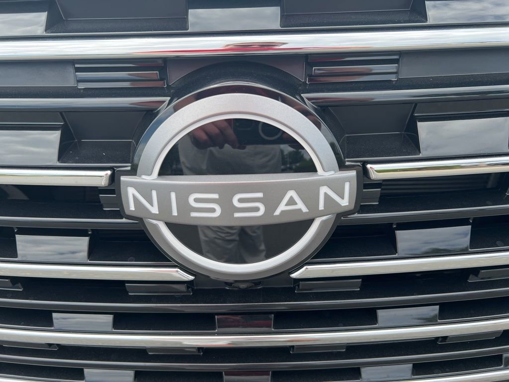 New 2026 Nissan Rogue Platinum image 11