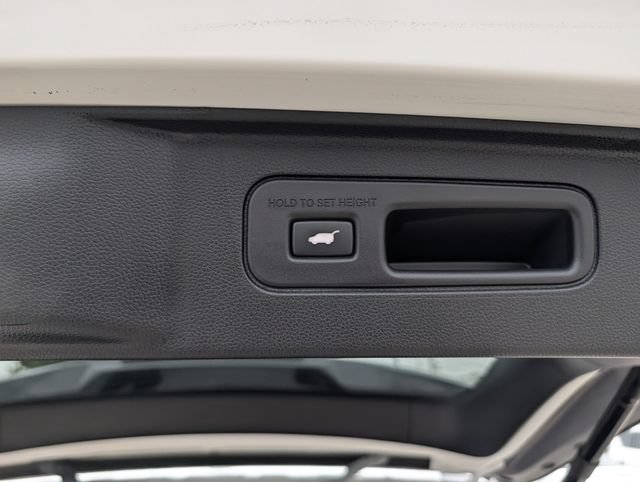 Used 2025 Honda Pilot Touring image 30