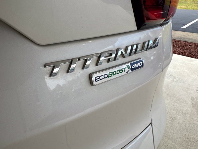 Used 2019 Ford Escape Titanium AWD/4WD image 33
