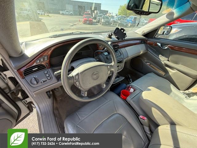 Used 2004 Cadillac De Ville w/ Equipment Group FWD image 14
