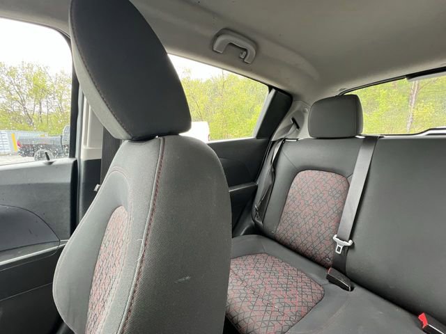 Used 2019 Chevrolet Sonic LT FWD image 13