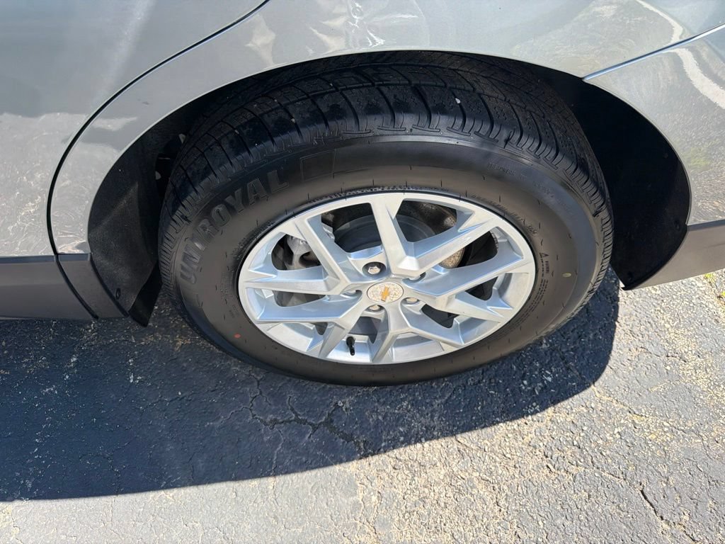 Certified 2024 Chevrolet Equinox LT AWD/4WD image 3