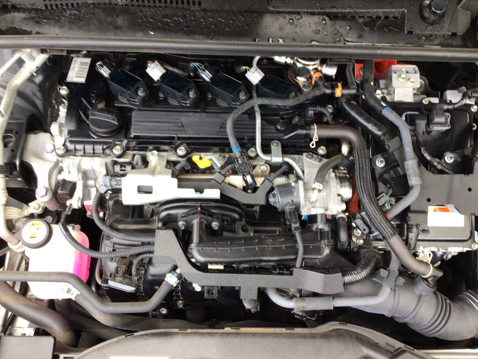 Used 2024 Toyota Prius LE FWD image 11