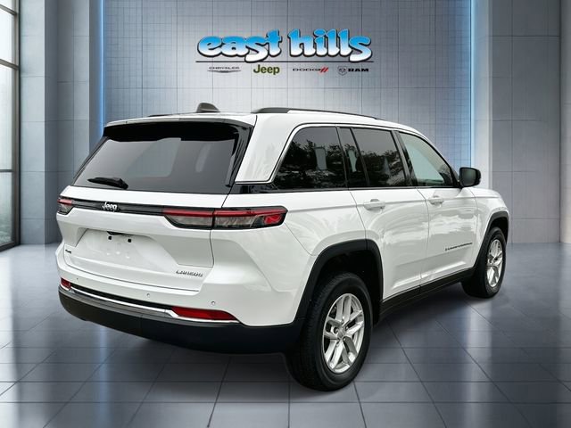 Certified 2024 Jeep Grand Cherokee Laredo X image 3