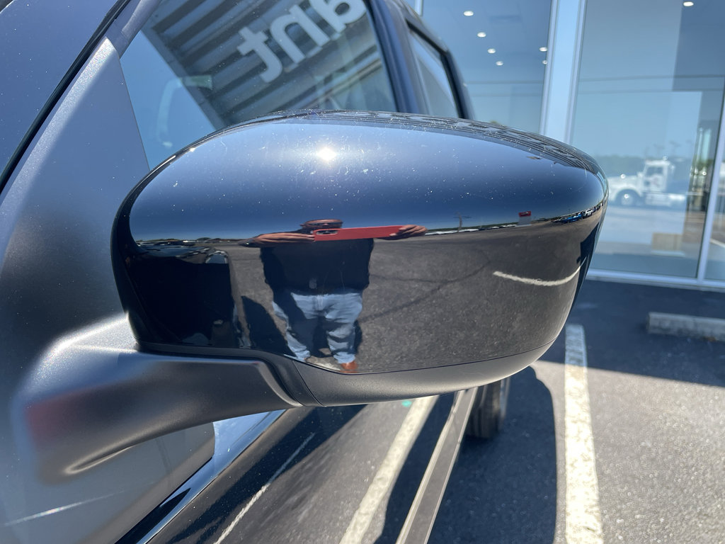 Certified 2025 Nissan Frontier SV w/ SV Convenience Package image 6