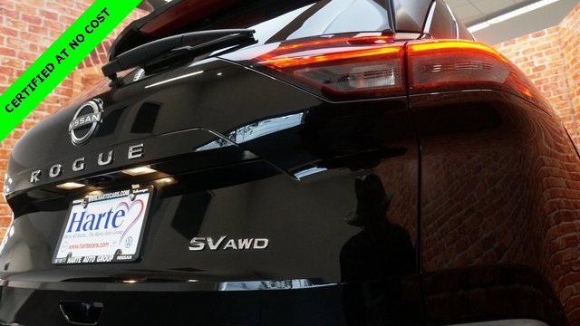 Used 2022 Nissan Rogue SV image 45