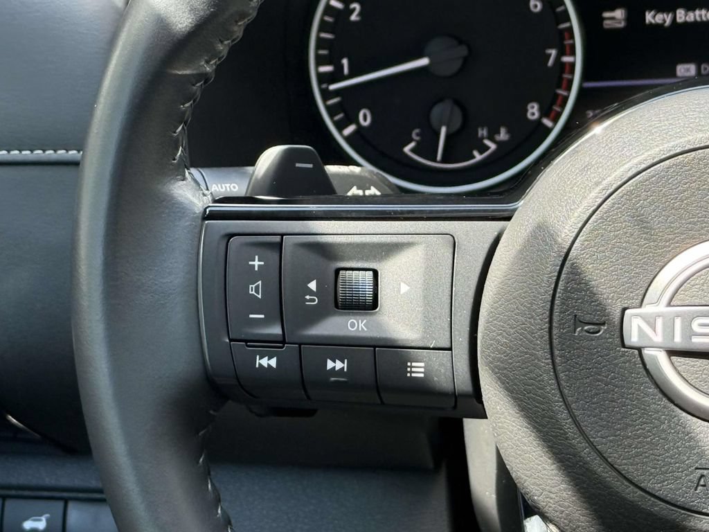 Used 2023 Nissan Pathfinder SV w/ SV Premium Package AWD/4WD image 21