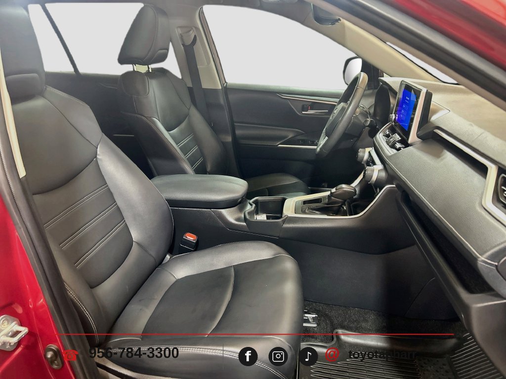 Used 2024 Toyota RAV4 XLE Premium FWD image 26