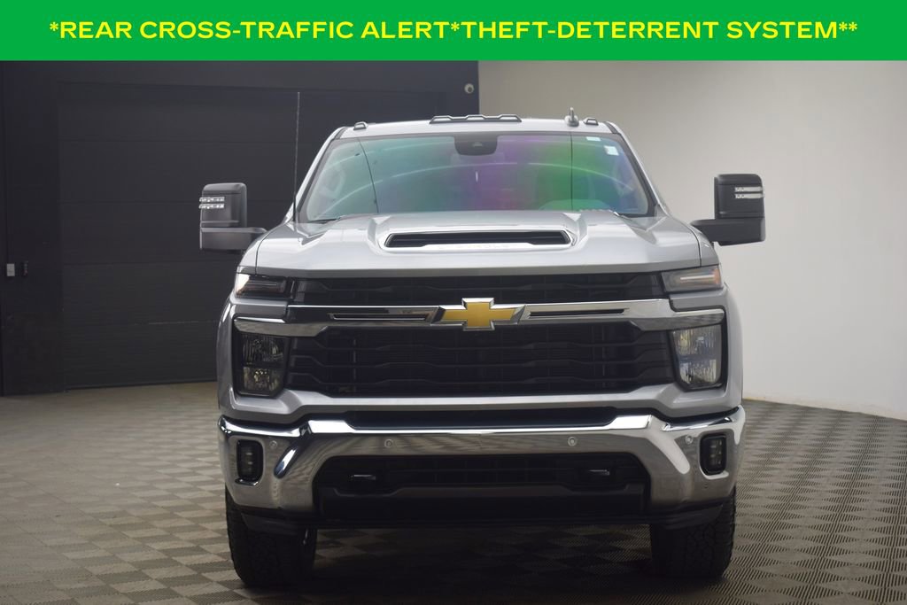 Used 2025 Chevrolet Silverado 2500 LT AWD/4WD image 21