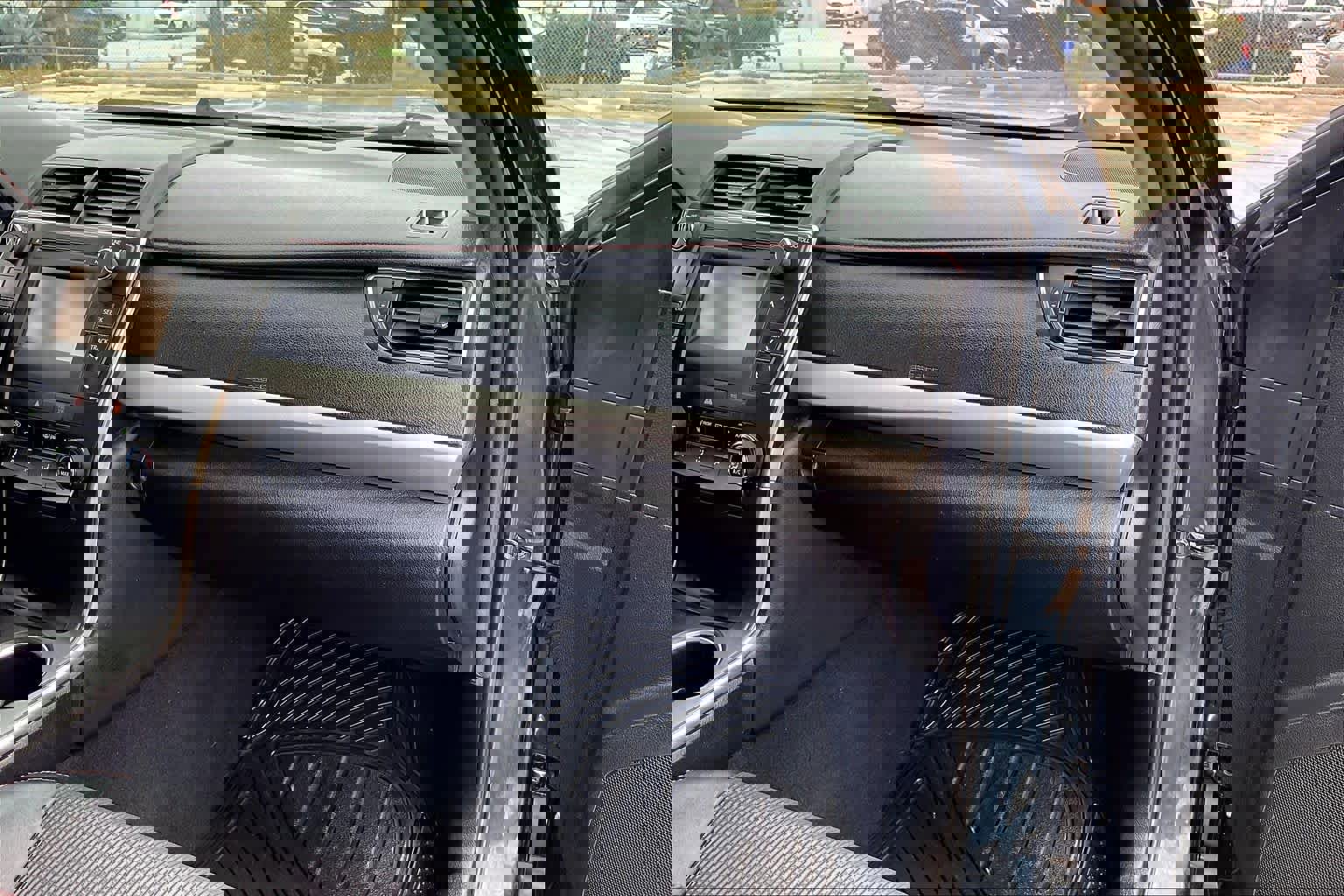 Used 2017 Toyota Camry LE image 16