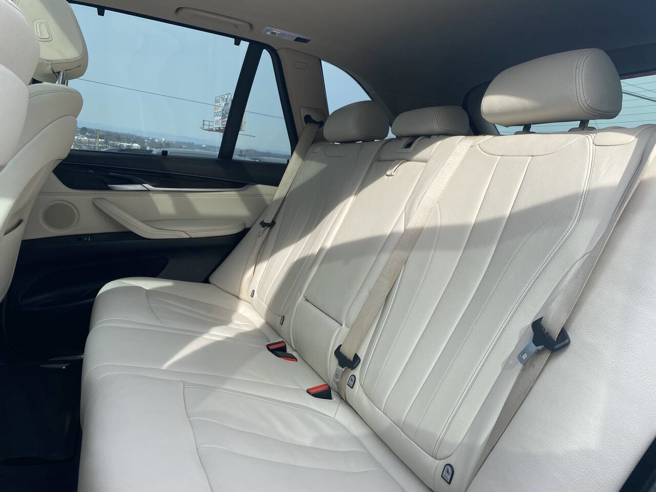 Used 2015 BMW X5 xDrive35i image 15