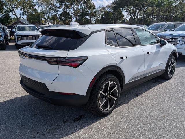 New 2026 Chevrolet Equinox EV LT image 11
