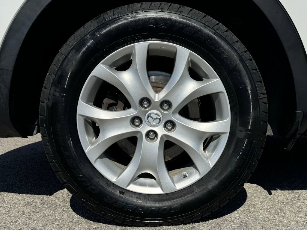 Used 2012 MAZDA CX-9 Touring w/ Moonroof & Bose Audio Pkg AWD/4WD image 11