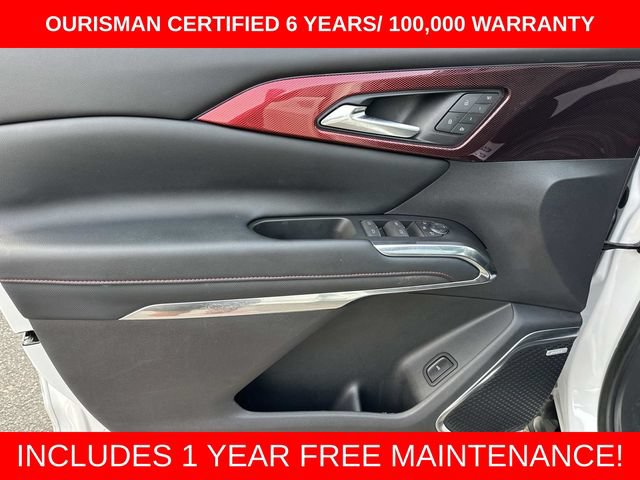 Used 2025 Chevrolet Traverse RS w/ LPO, Cargo Package AWD/4WD image 18