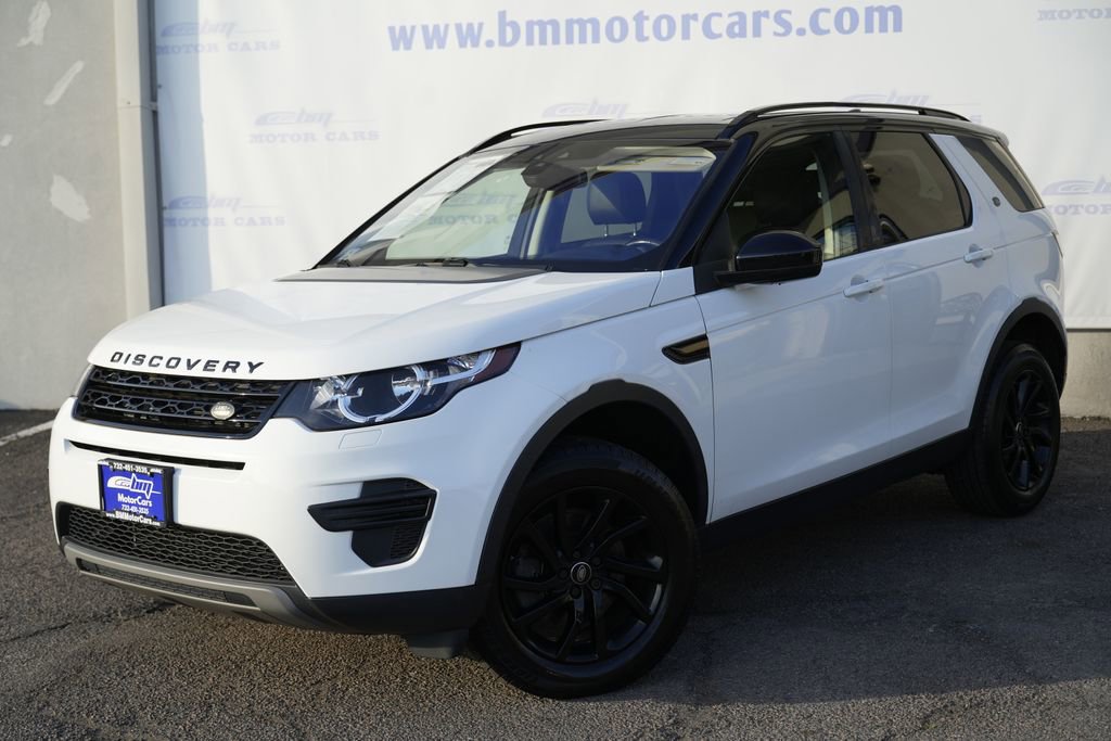 Used 2019 Land Rover Discovery Sport SE AWD/4WD image 2