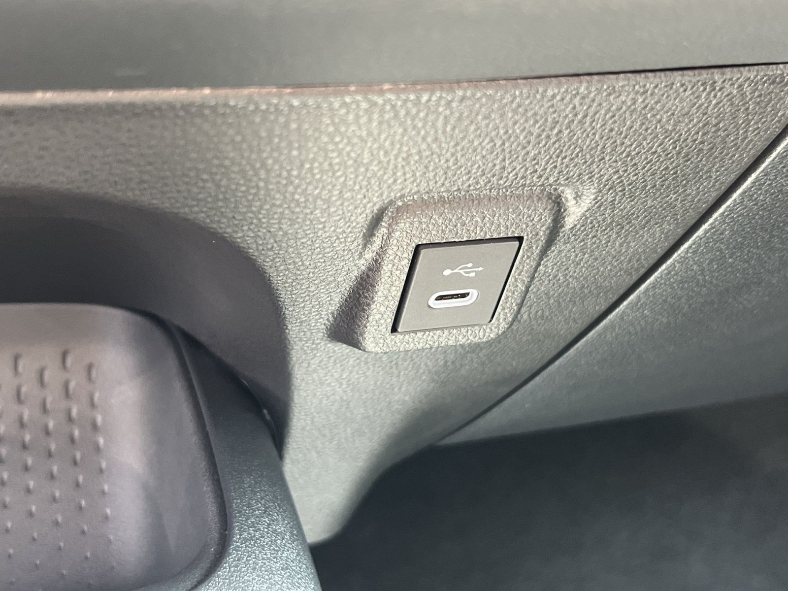 New 2026 Toyota Corolla LE FWD image 26