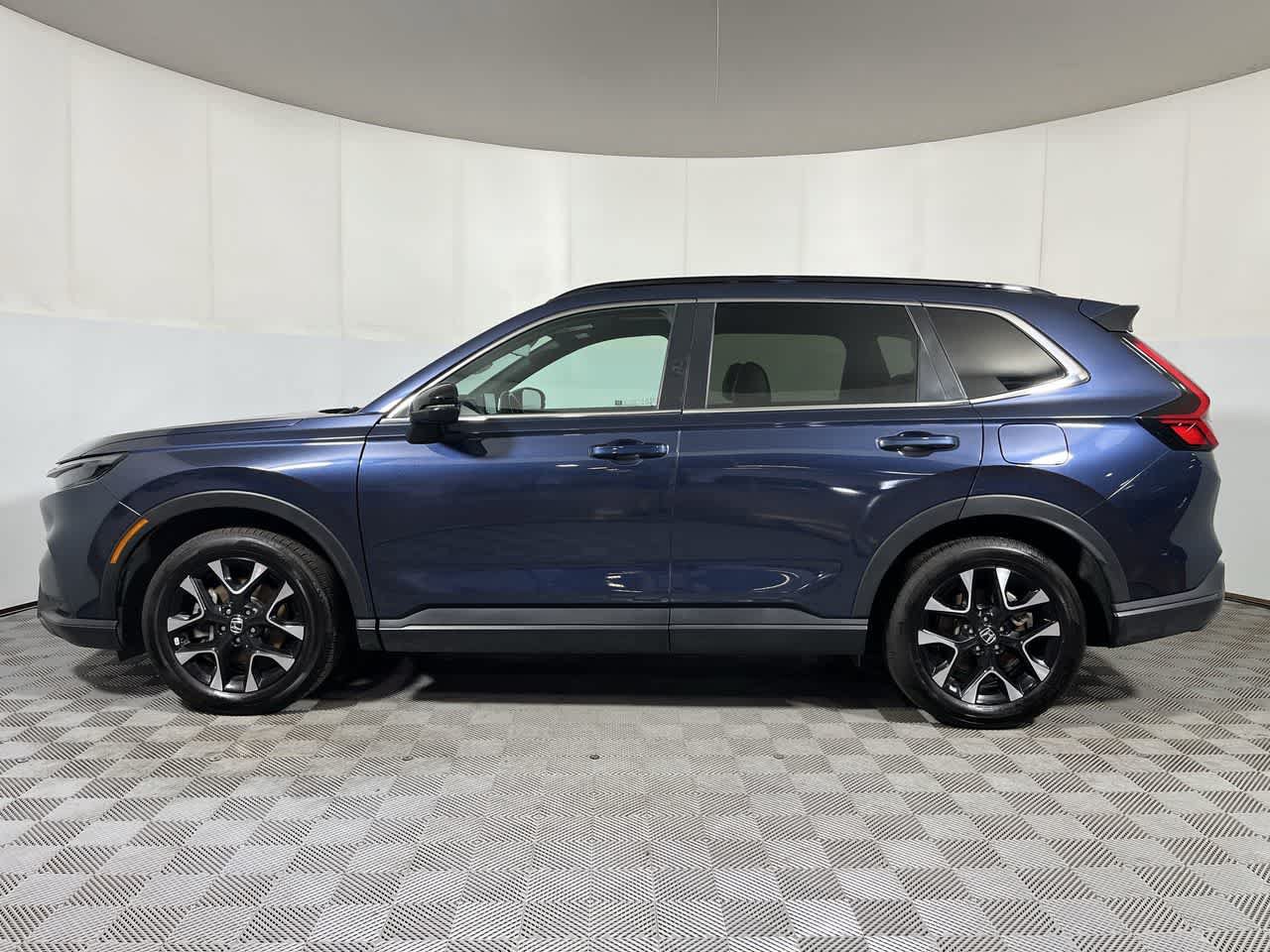 Used 2025 Honda CR-V Sport-L image 5