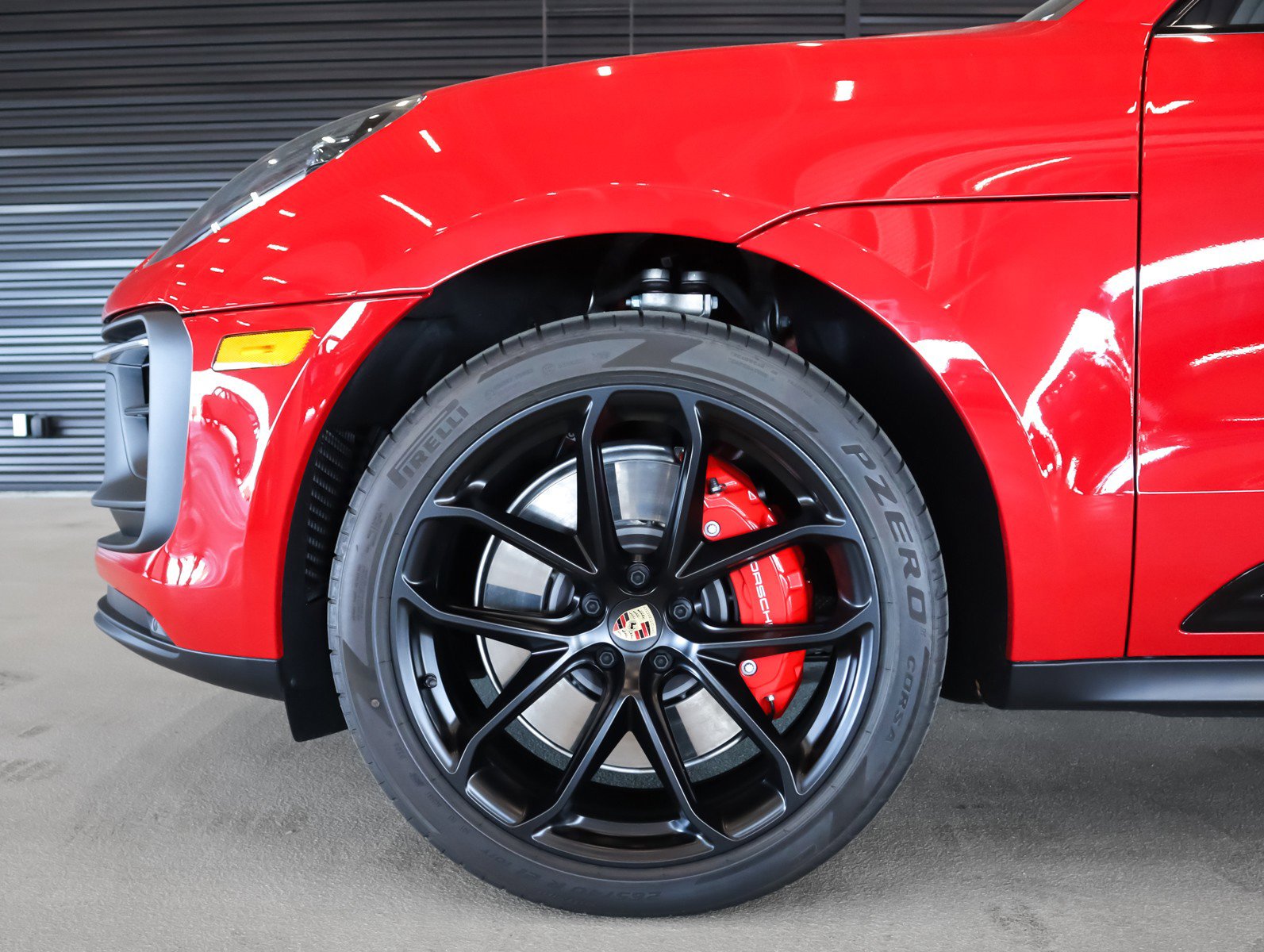 Used 2026 Porsche Macan GTS image 28