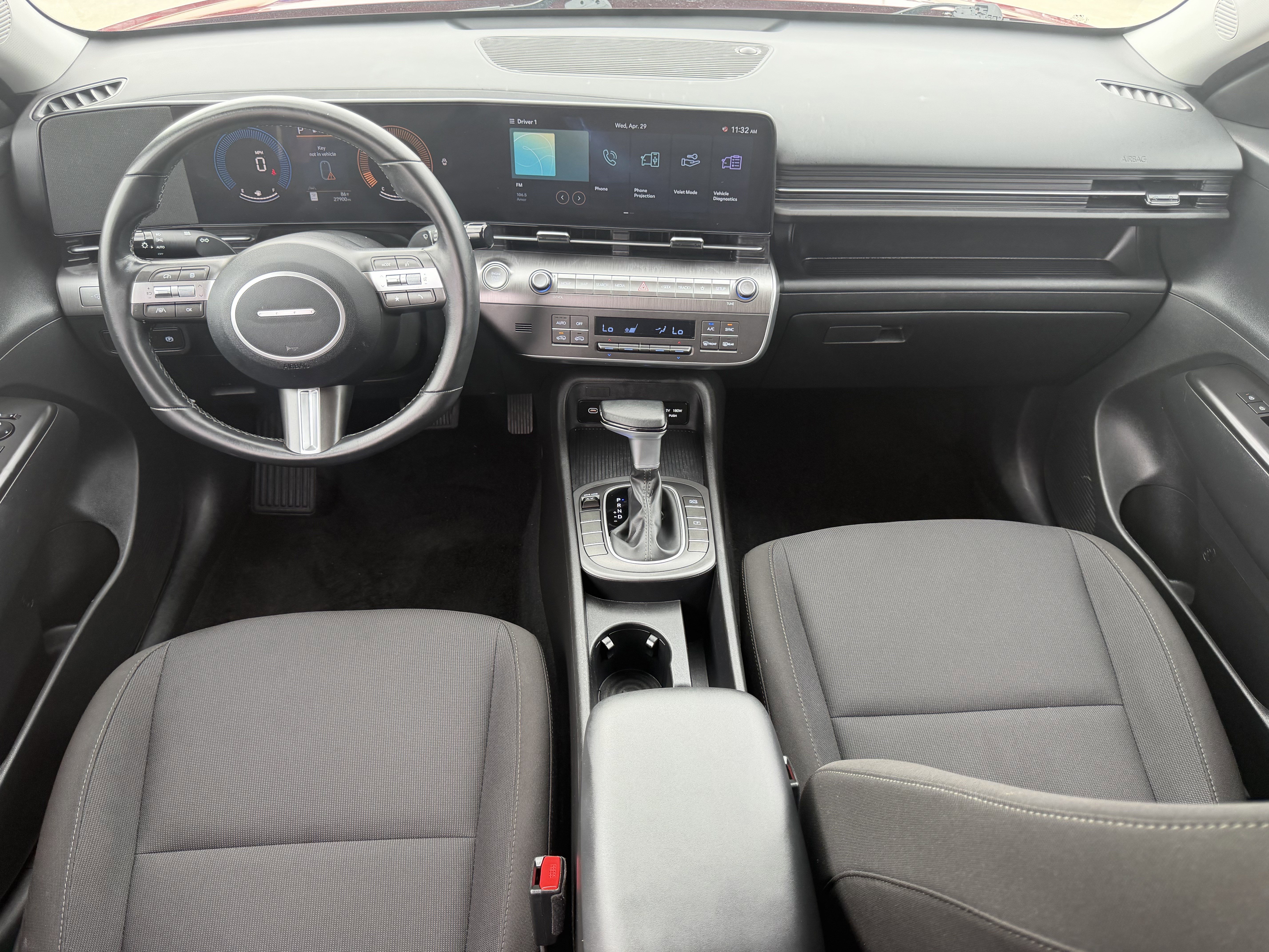 Used 2025 Hyundai Kona SEL FWD image 12