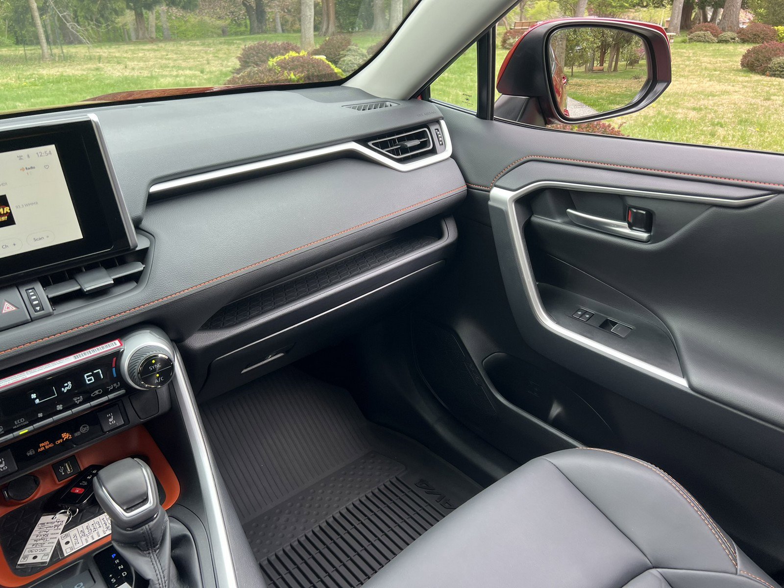 Used 2024 Toyota RAV4 Adventure w/ Convenience Package AWD/4WD image 15