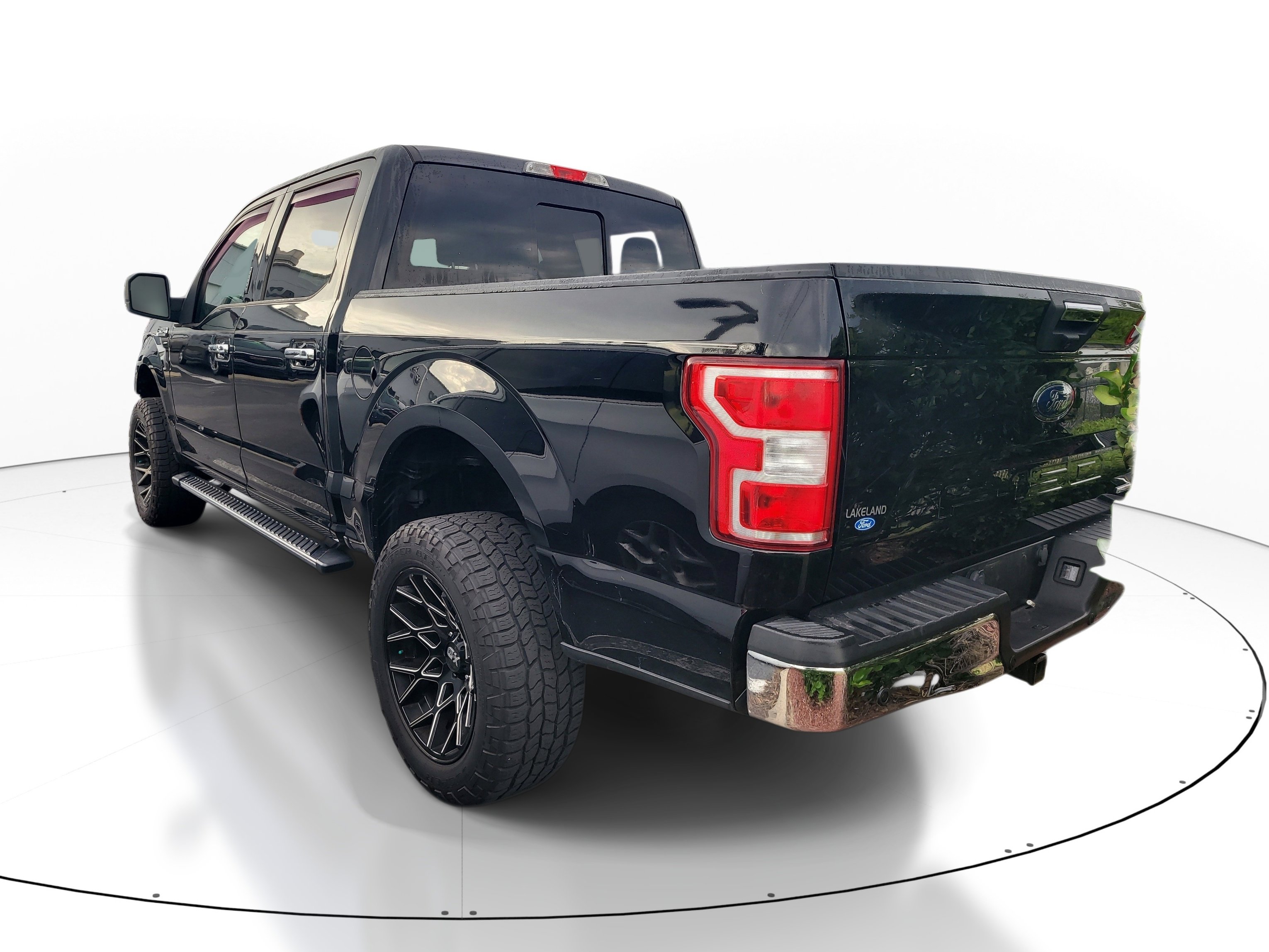 Used 2018 Ford F150 XLT w/ Equipment Group 302A Luxury RWD image 5