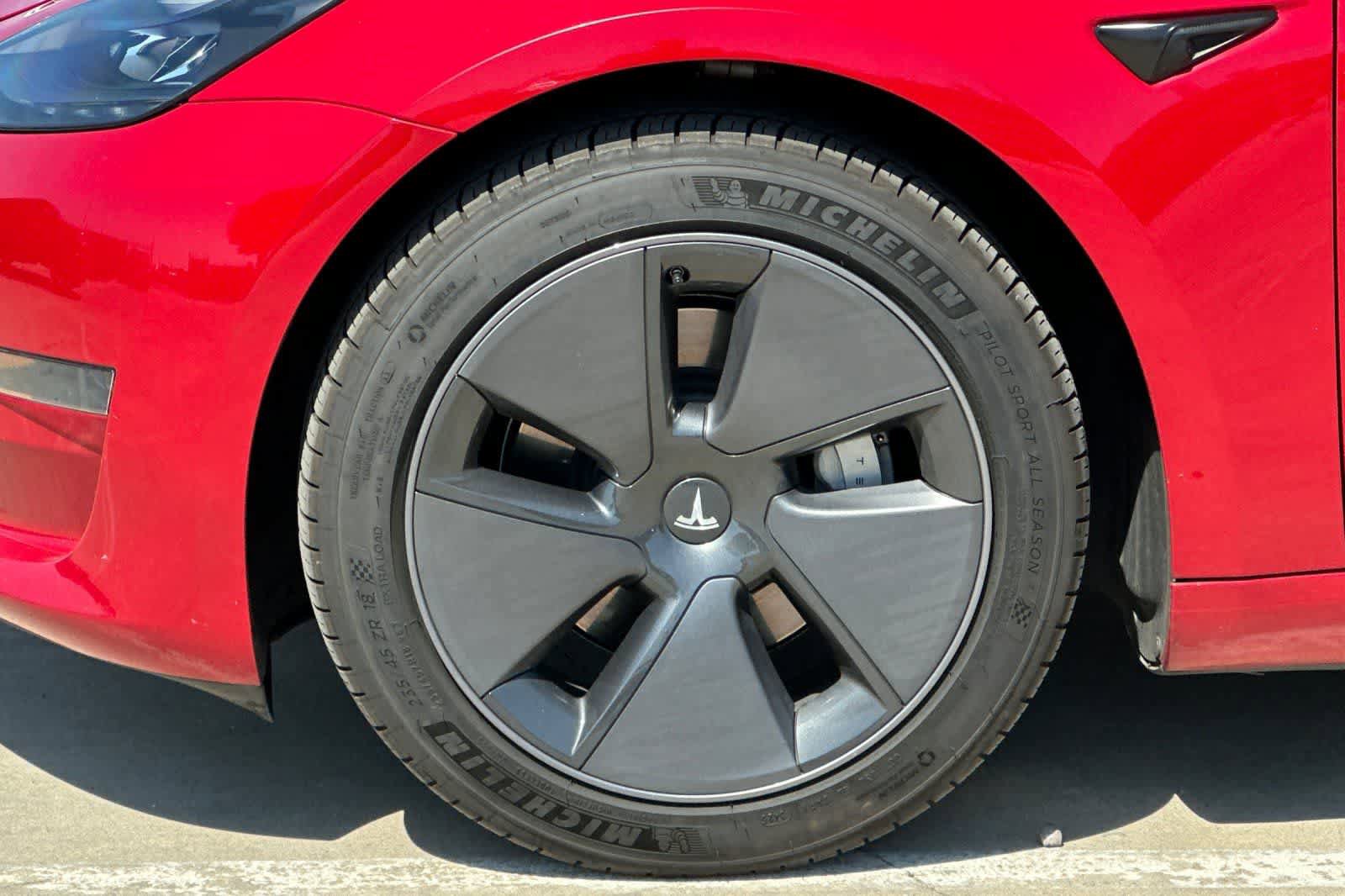 Used 2023 Tesla Model 3 Standard Range RWD image 12