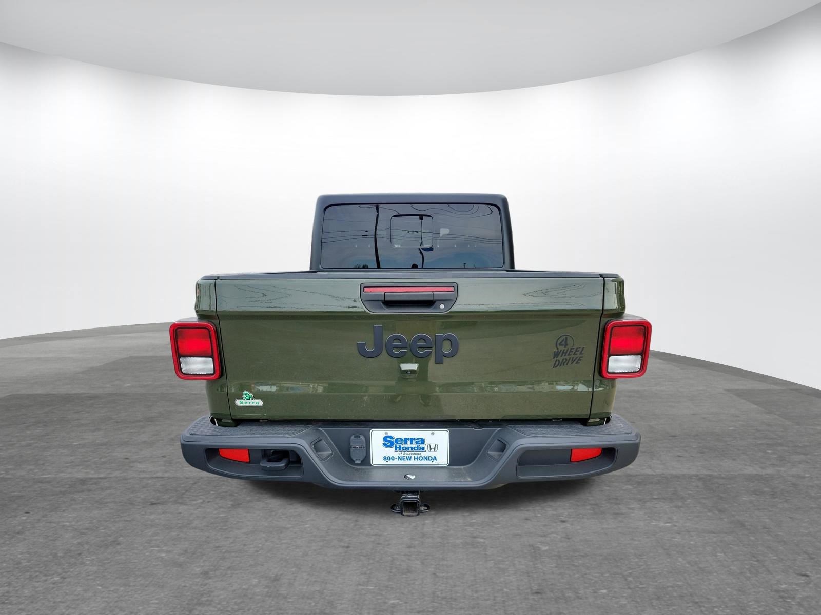 Used 2023 Jeep Gladiator Willys image 6