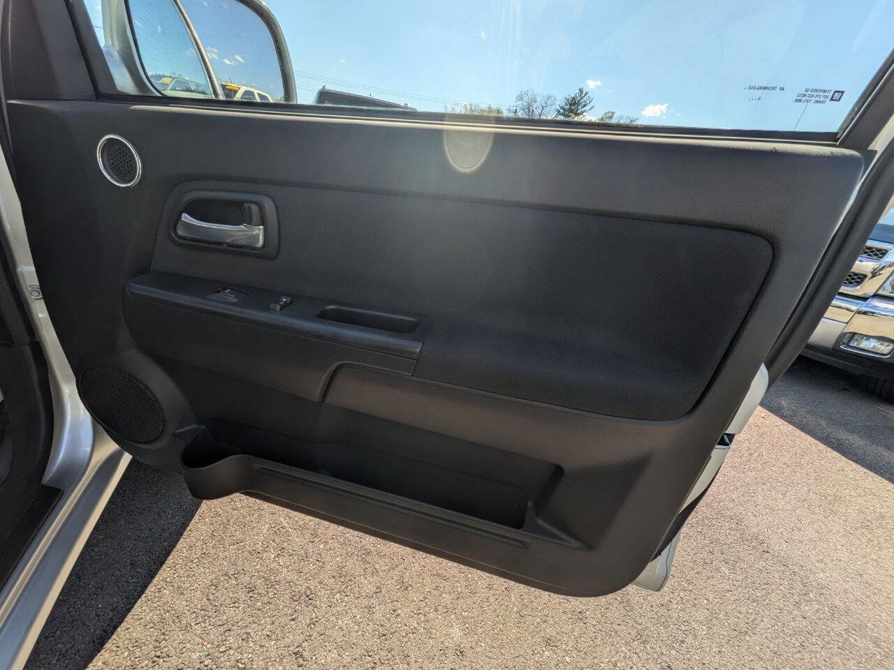 Used 2011 Chevrolet Colorado LT w/ Power Convenience Package image 19