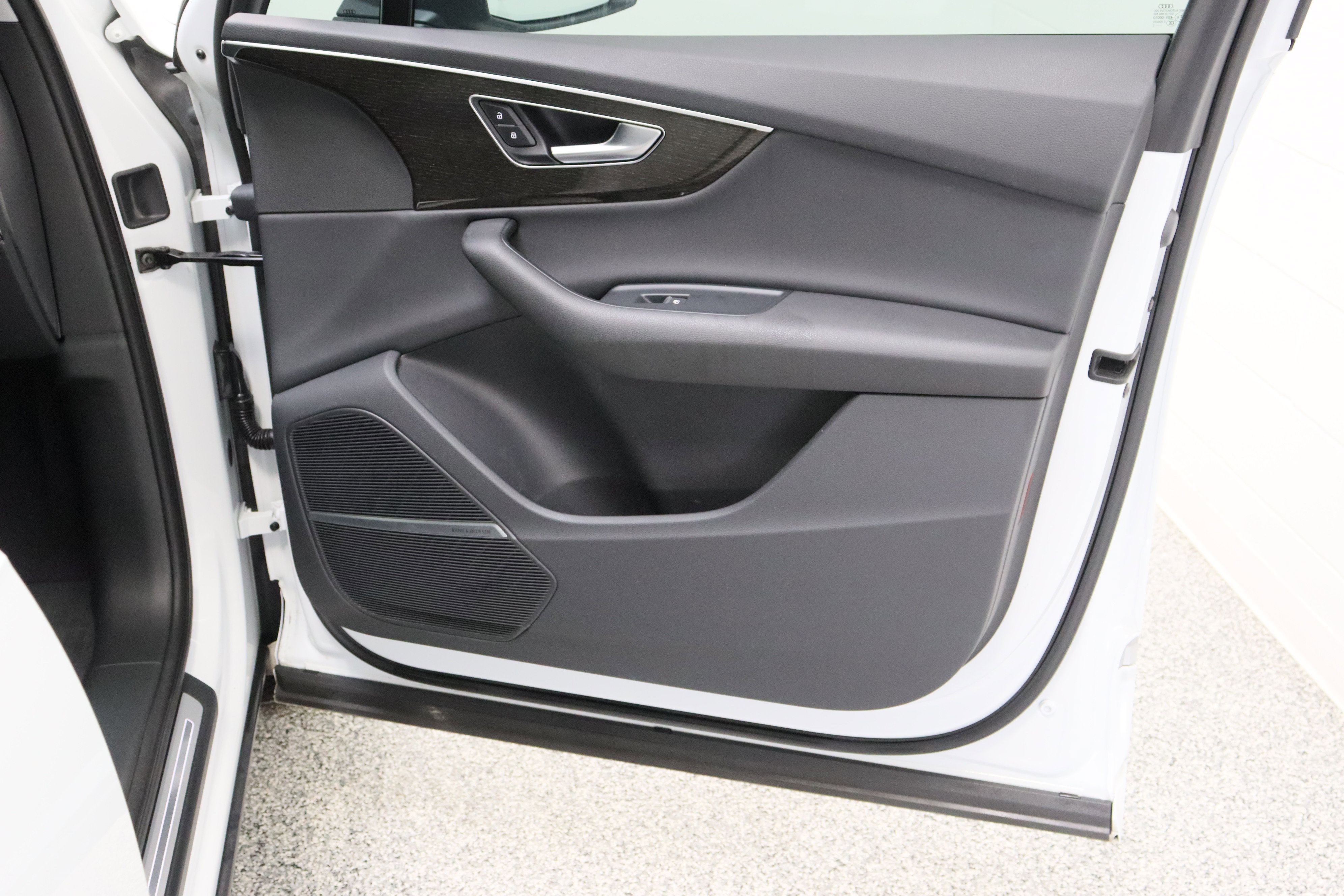 Used 2022 Audi Q7 3.0T Premium Plus image 39