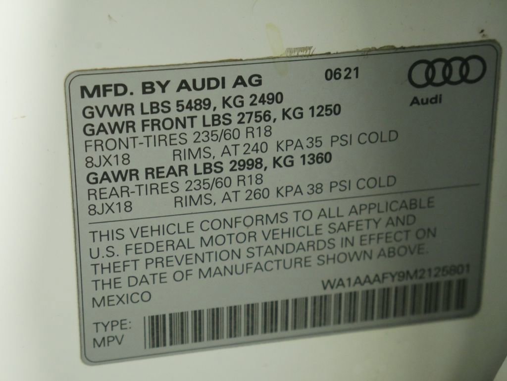 Used 2021 Audi Q5 2.0T Premium w/ Convenience Package image 17