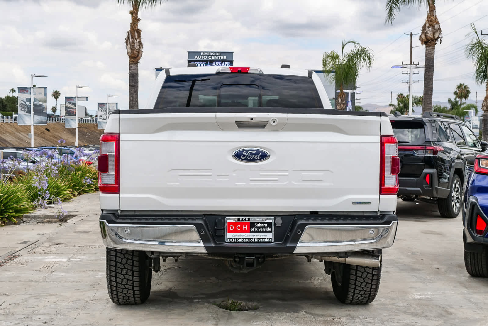 Used 2023 Ford F150 Lariat w/ Equipment Group 502A High AWD/4WD image 4