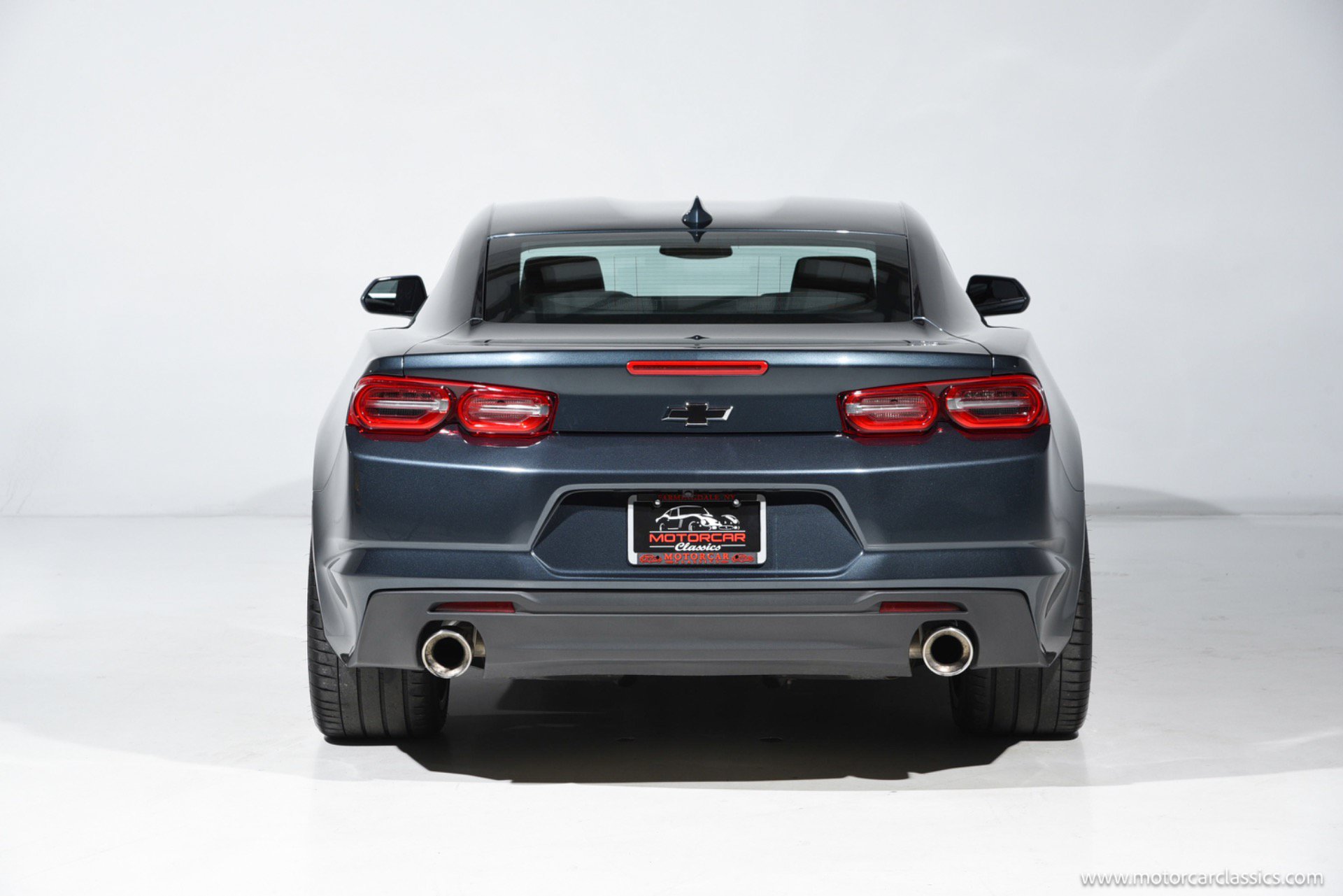 Used 2021 Chevrolet Camaro LT RWD image 4